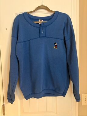 Vintage Men's Blue Pullover Sweater with embroidered Mickey